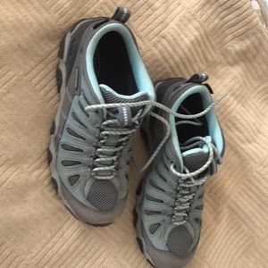 Oboz Women’s hiking shoe